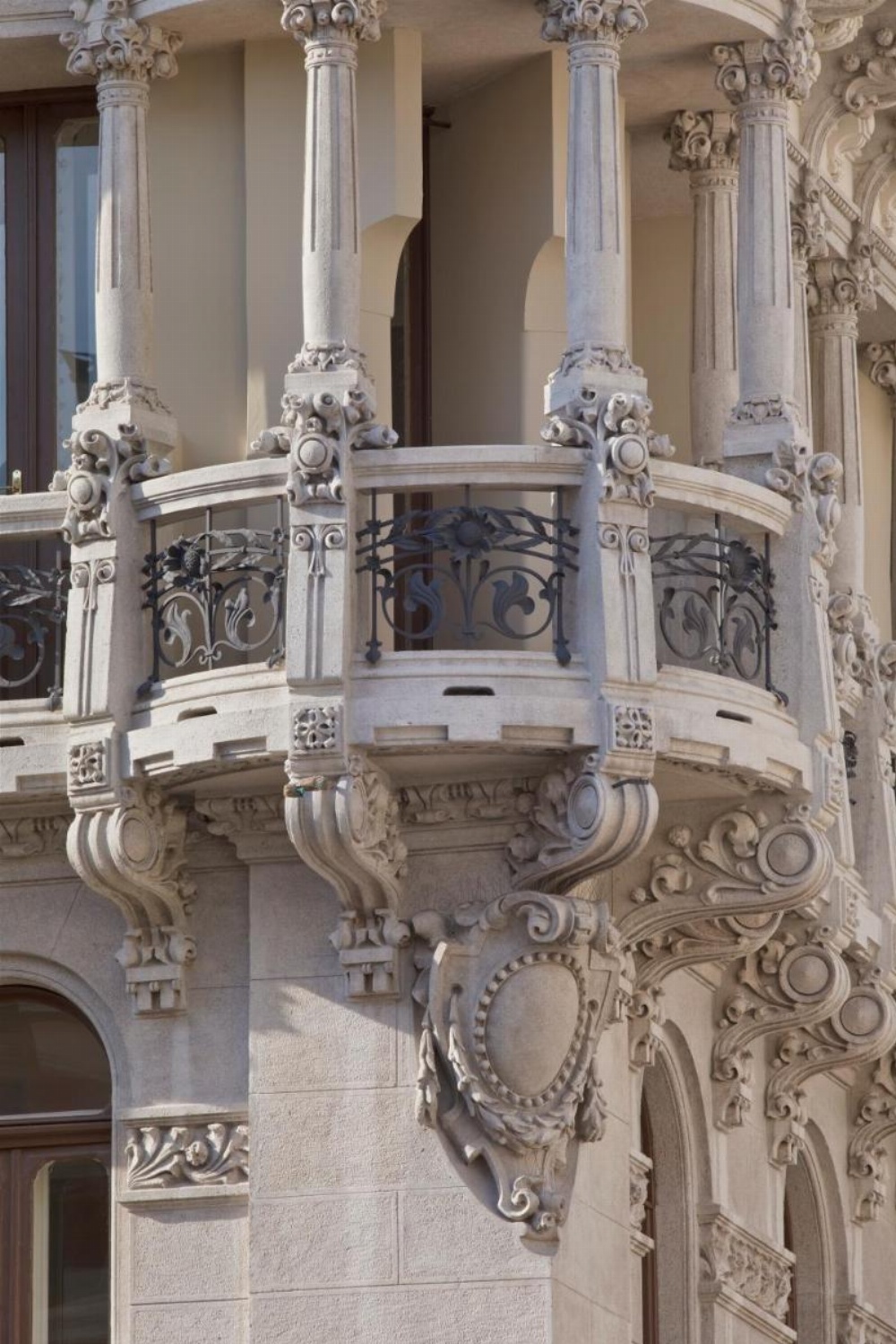 Palace Suite Image 7
